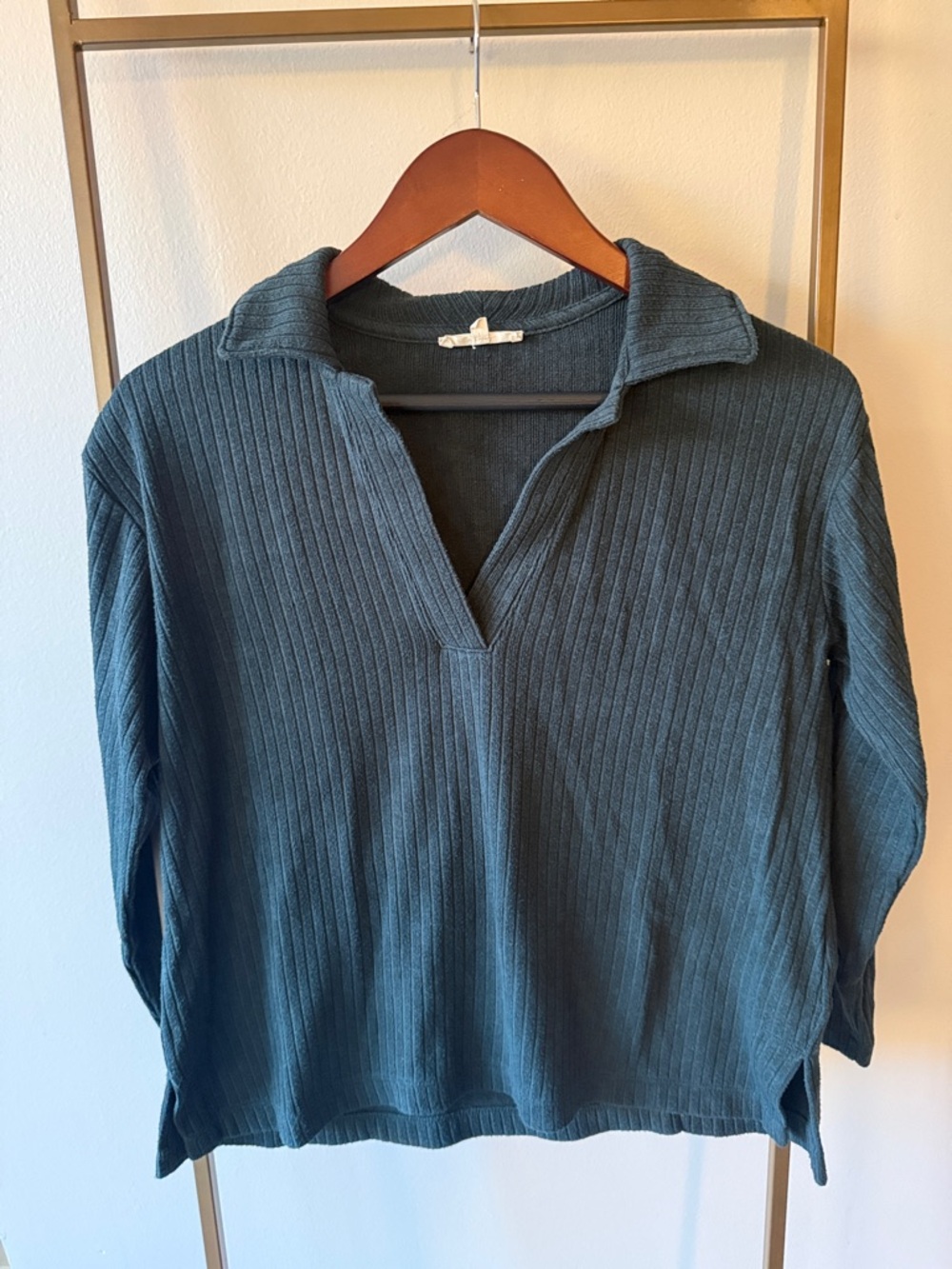 Madewell Dark Green Ribbed V-Neck Pullover Sweater
